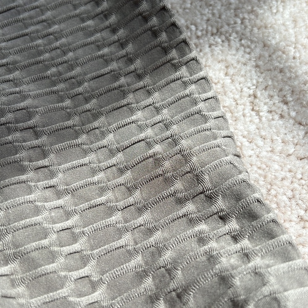 (NWOT) Tan TikTok Leggings - Picture 5 of 6